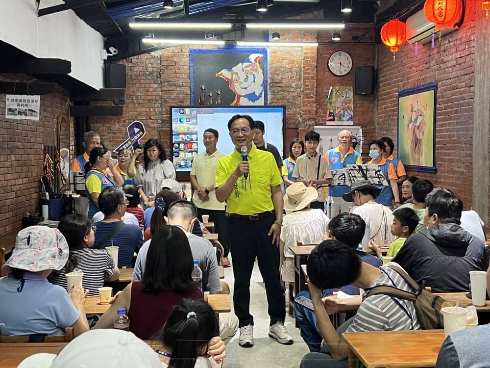 市長偕兩國中畢業生PK導覽行銷彰化