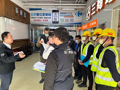 中市府大型百貨商場公安稽查第6天 查獲2缺失場所將開罰
