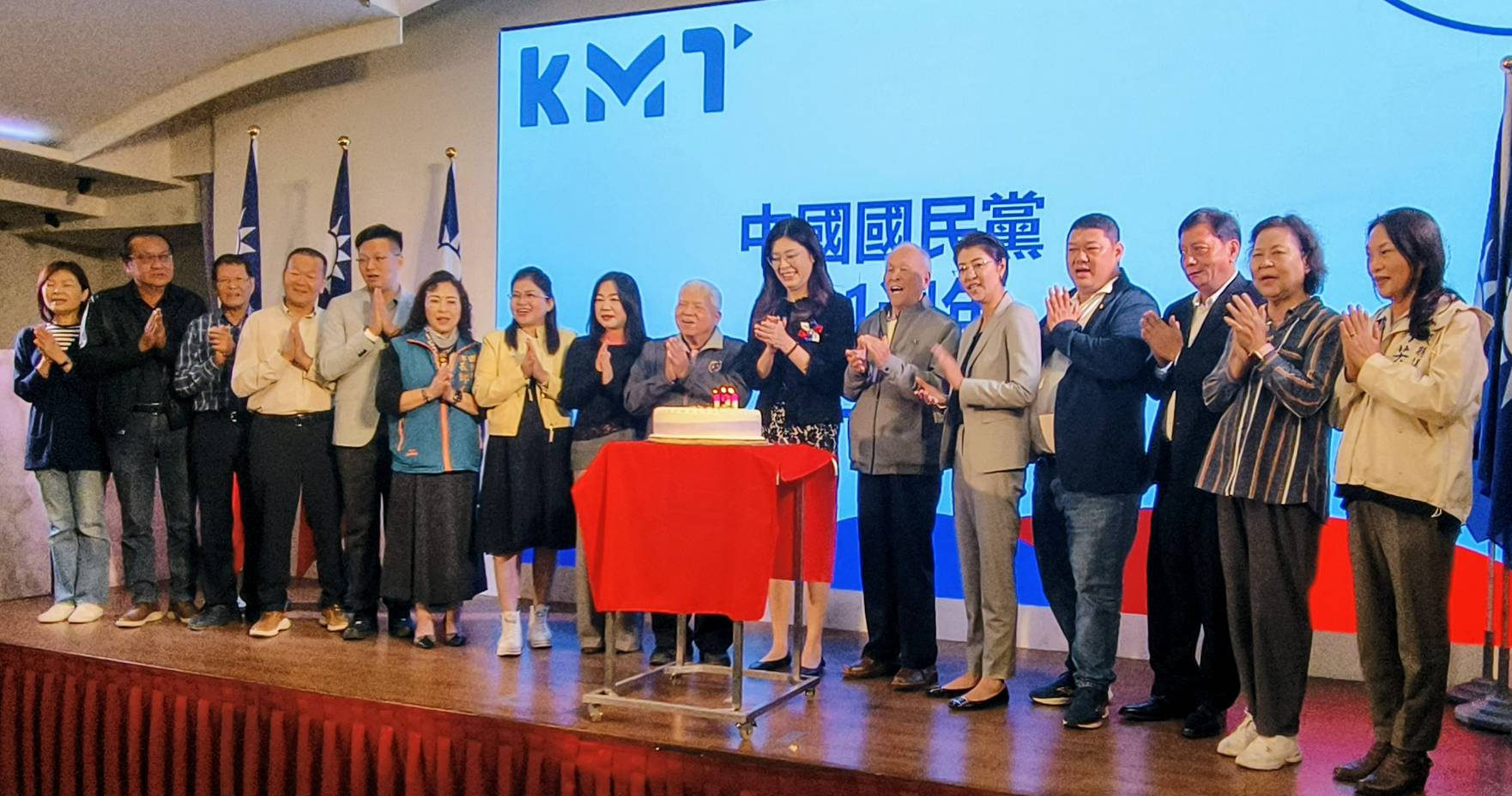 國民黨南投縣黨部舉行黨慶 鄭麗文頒布立委游顥接掌南投縣主委